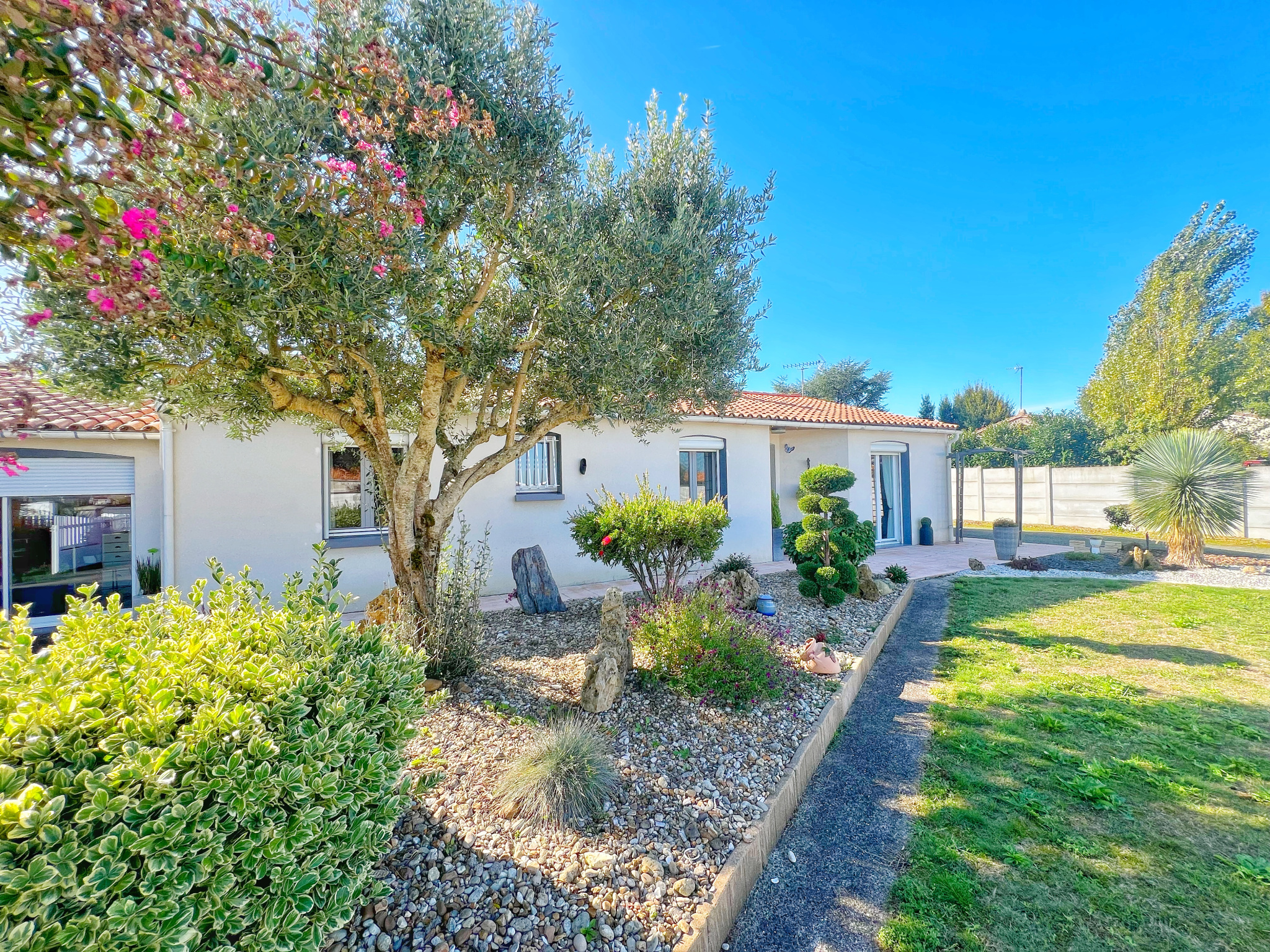 SÉRIGNÉ (VENDÉE) - Maison T5 individuelle 135m2