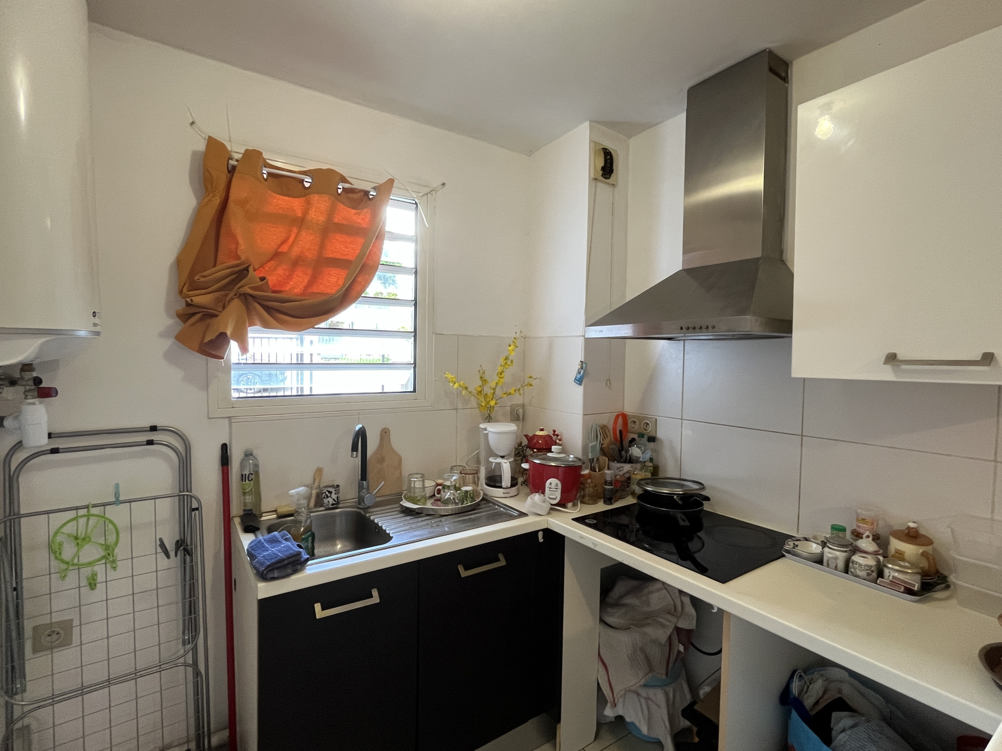SAINT DENIS (MOUFIA) - T2 LIBRE RUE DE LA PICARDIE