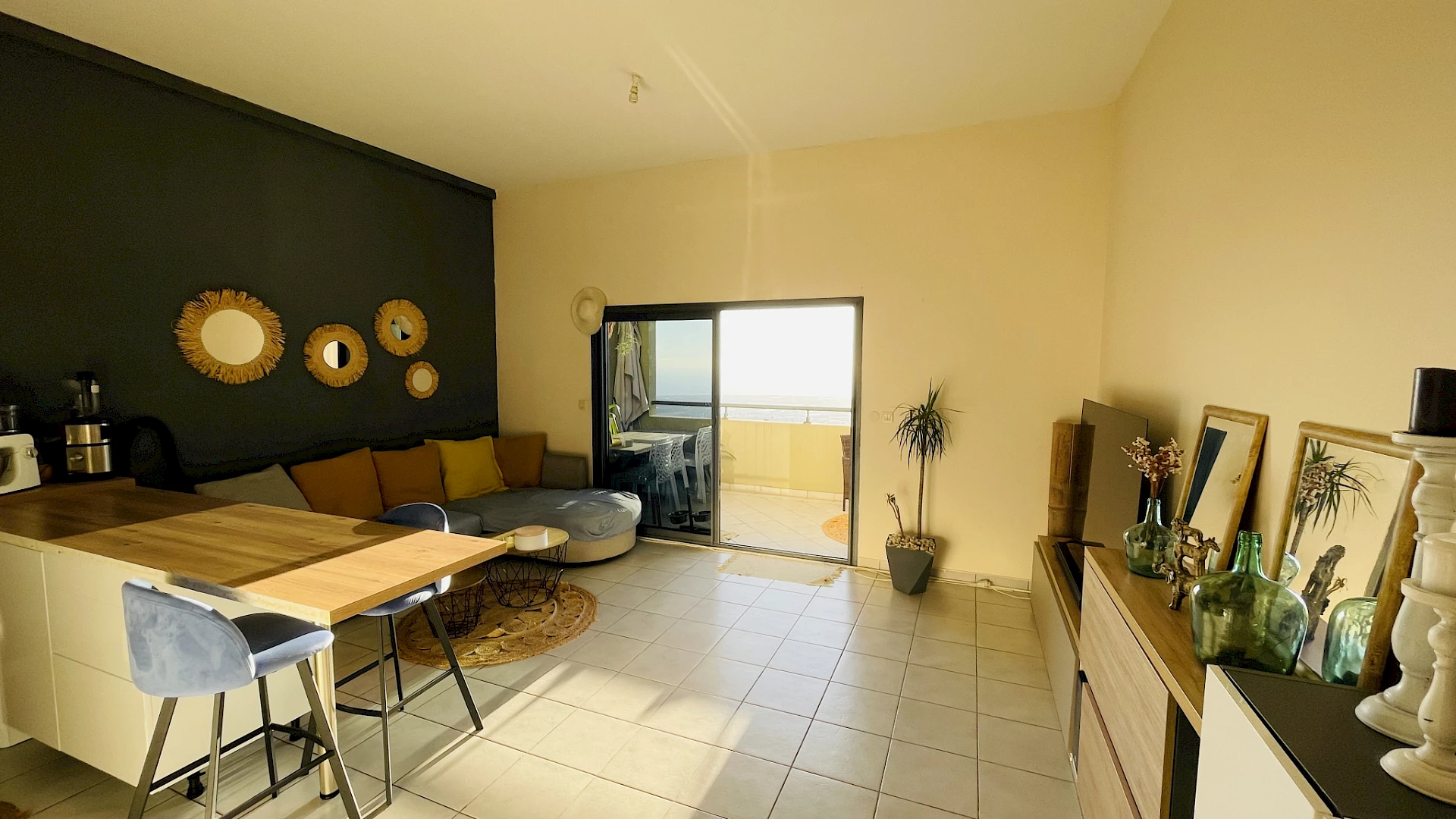 APPARTEMENT T2 AVEC VUE MER A 180o