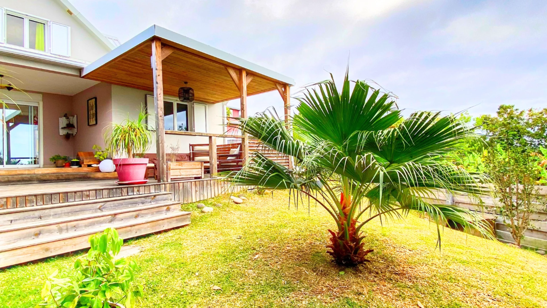 VILLA T5 - 4 Chambres - vue mer - Piton bois de nèfles
