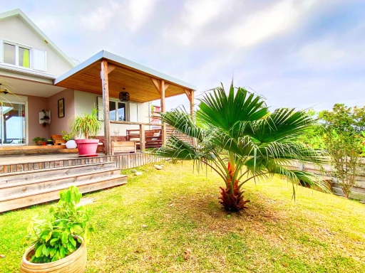 VILLA T5 - 4 Chambres - vue mer - Piton bois de nèfles