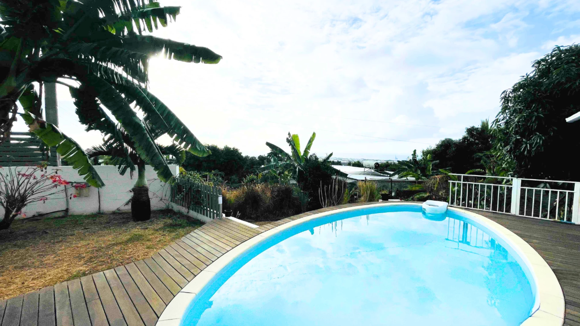 RARE OPPORTUNITE MAISON 5 PIÈCES AVEC VUE MER ET PISCINE