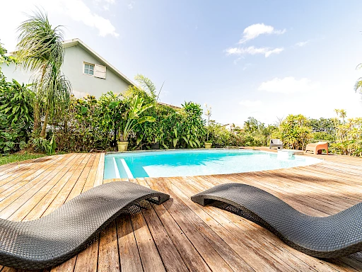 Villa T5 - Piscine - 1 150 m2 de terrain - 130m2 habitables - Coup de coeur