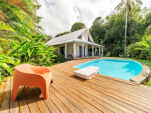 Villa T5 - Piscine - 1 150 m2 de terrain - 130m2 habitables - Coup de coeur