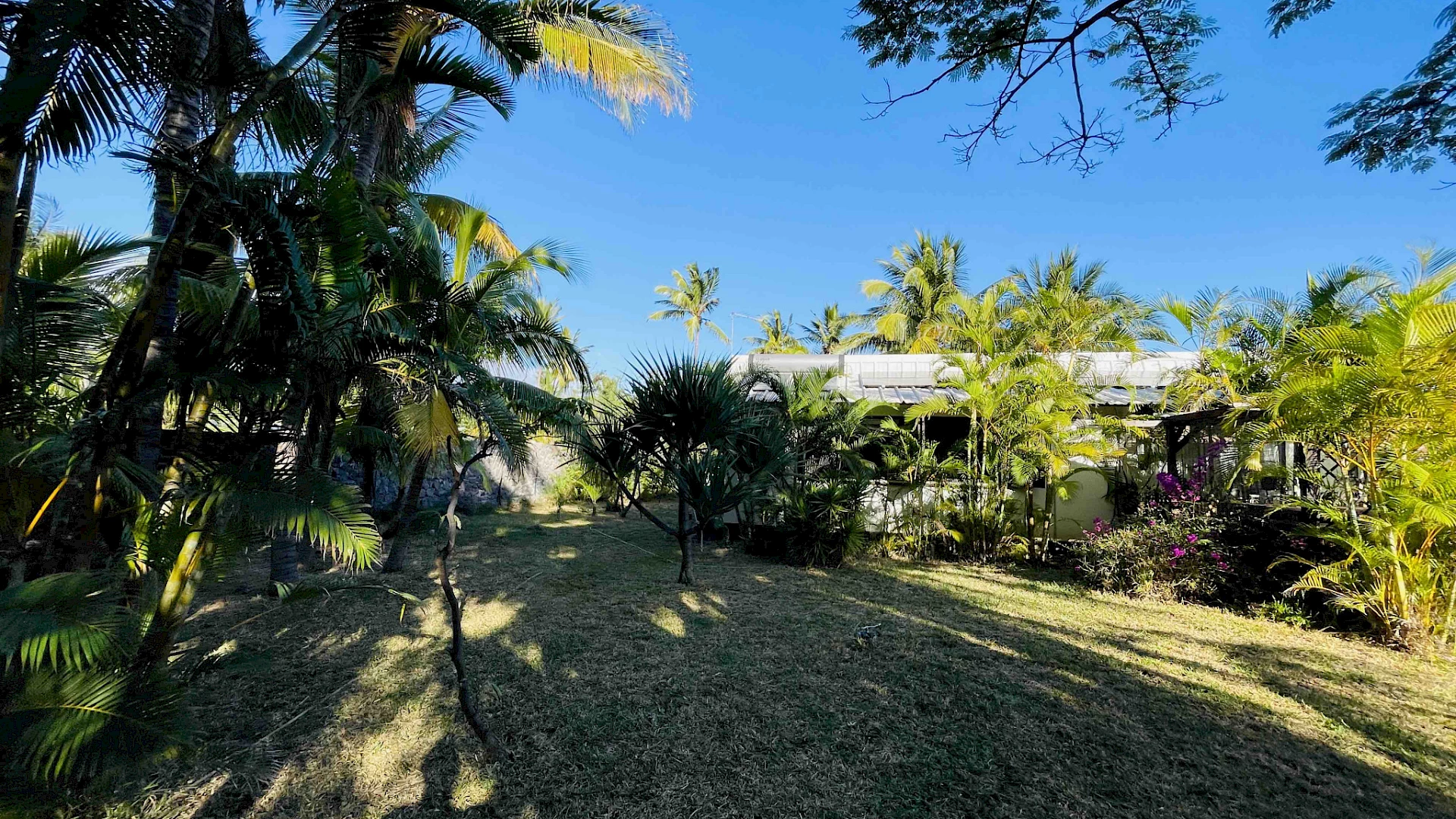 EN EXCLUSIVITE RARE SUR LE SECTEUR DE SAINT GILLES LES BAINS VILLA SUR UN TERRAIN DE 1250 m2
