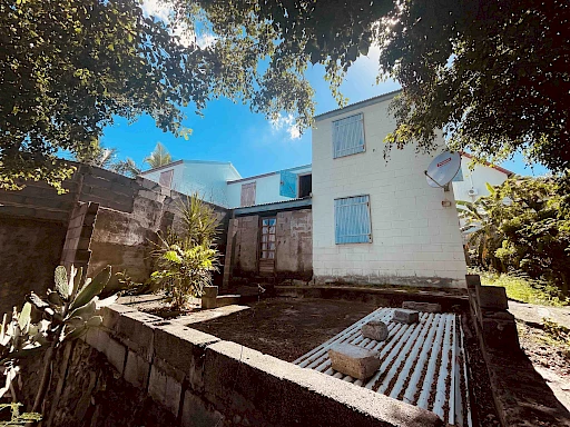 EXCLUSIVITE MAISON T5 A RENOVER - LA POSSESSION