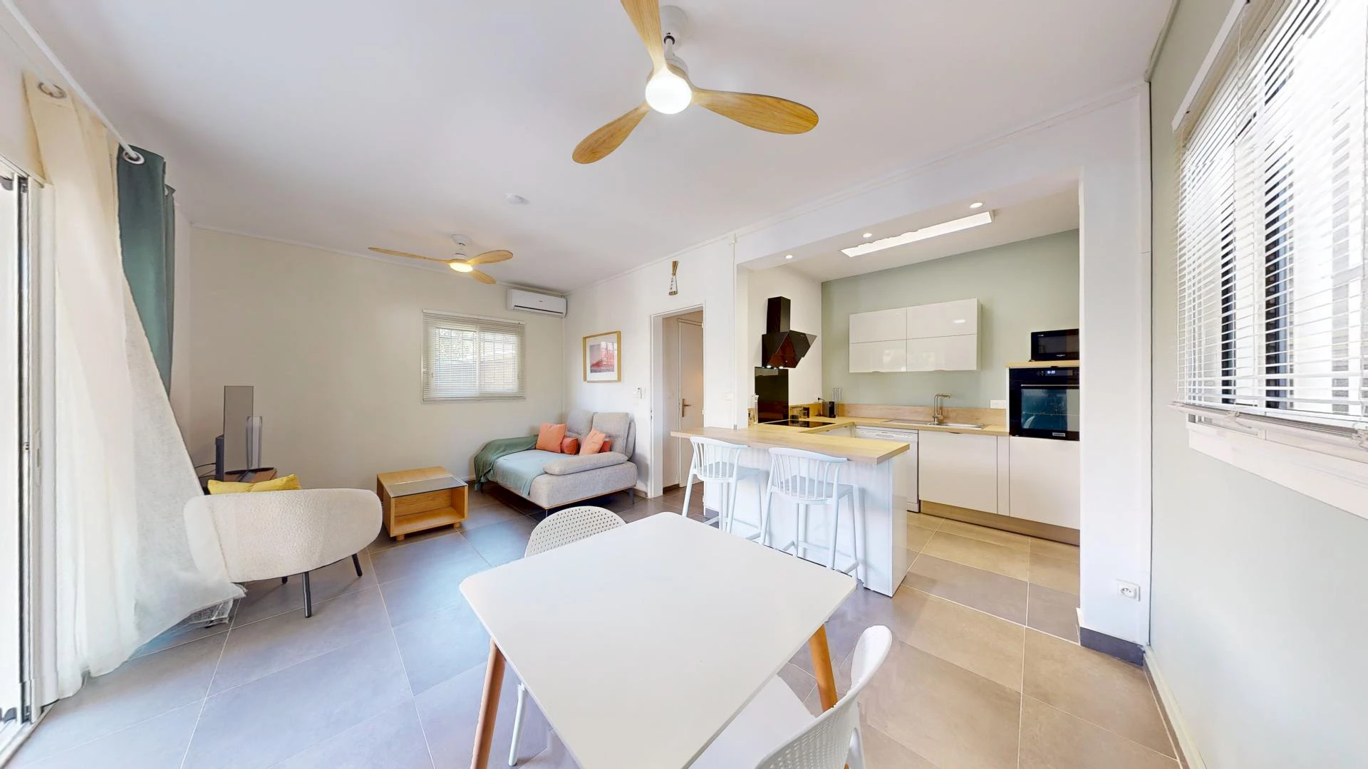 SAINT DENIS CENTRE VILLE - VILLA T3 65m2