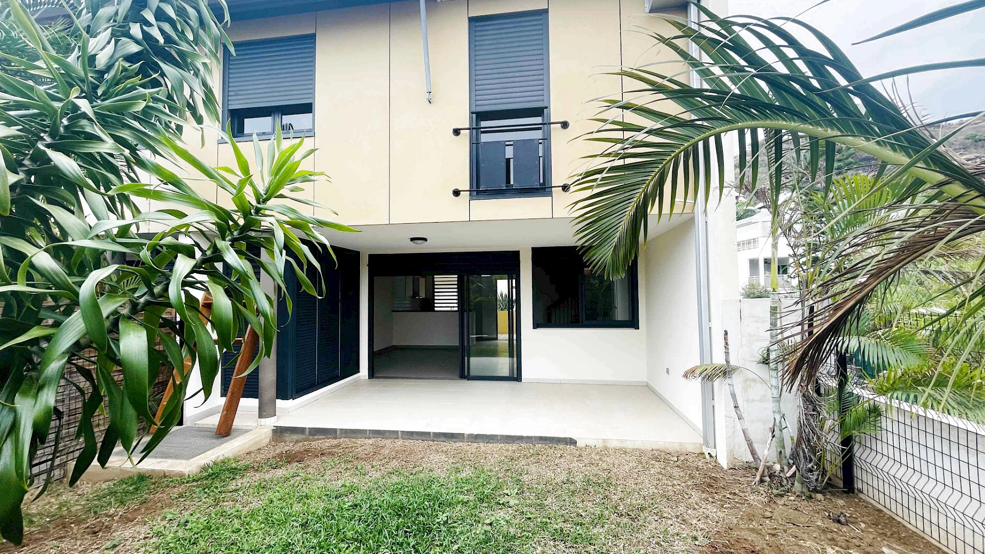 MAISON/APPARTEMENT - CENTRE VILLE SAINT GILLES LES BAINS