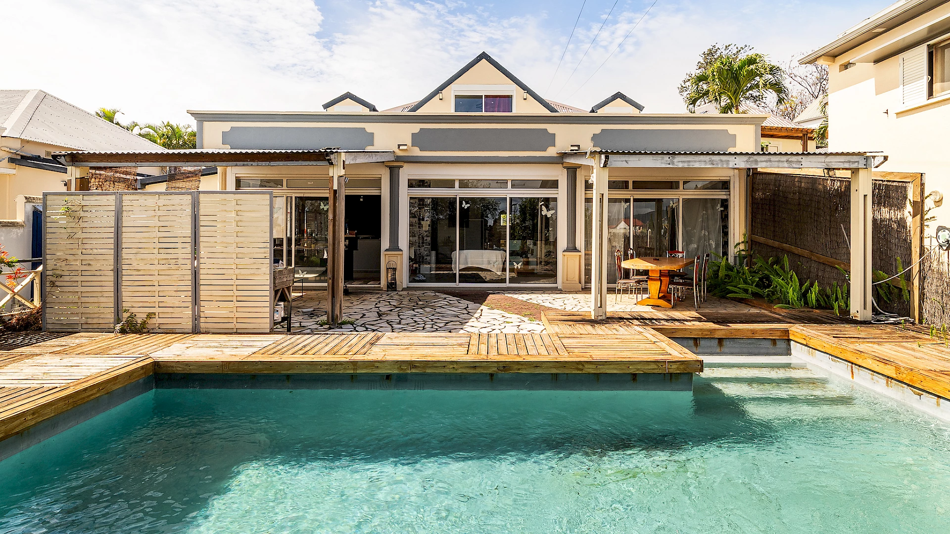 VILLA T7 AVEC PISCINE  - SAINTE MARIE