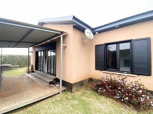 VILLA T5 PLAIN PIED - SAINT DENIS (LE BRÛLÉ)