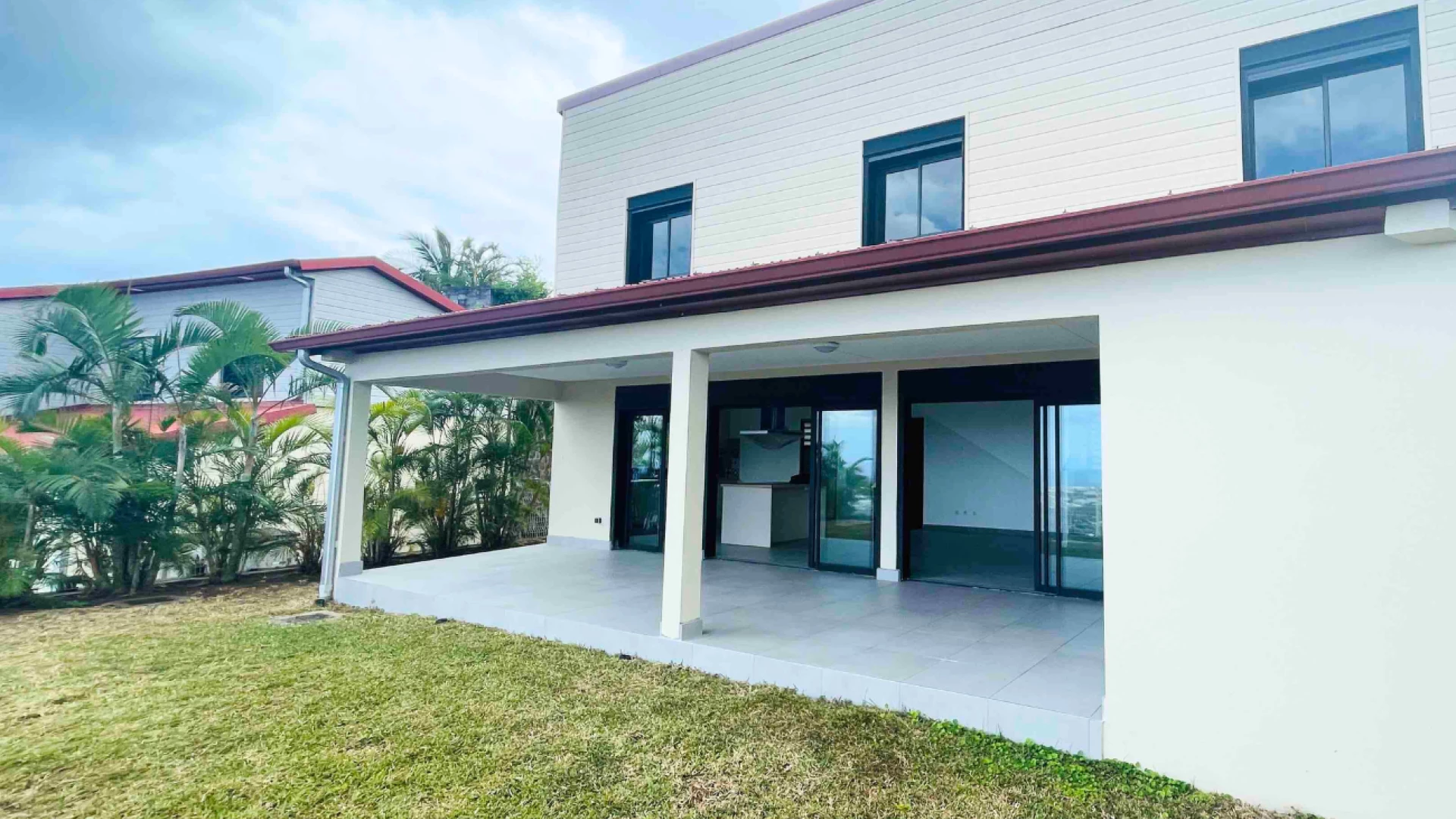 VILLA T5 VUE MER -  LA POSSESSION (QUARTIER RAVINE A MALHEUR)