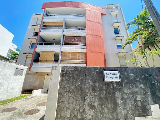 Beau T2 LIBRE - ST DENIS Proche du JARDIN DE L'ETAT