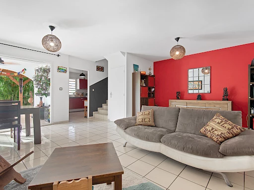 NOUVEAUTE A LA POSSESSION MAISON T5 3 CHAMBRES 1 BUREAU 109 M2 HAB