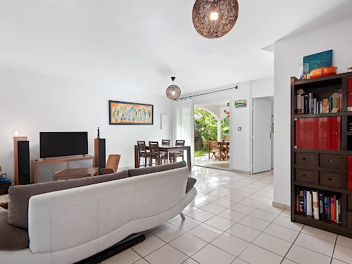NOUVEAUTE A LA POSSESSION MAISON T5 3 CHAMBRES 1 BUREAU 109 M2 HAB