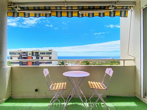 ST DENIS (MONTGAILLARD) - APPARTEMENT T2 LIBRE VUE MER