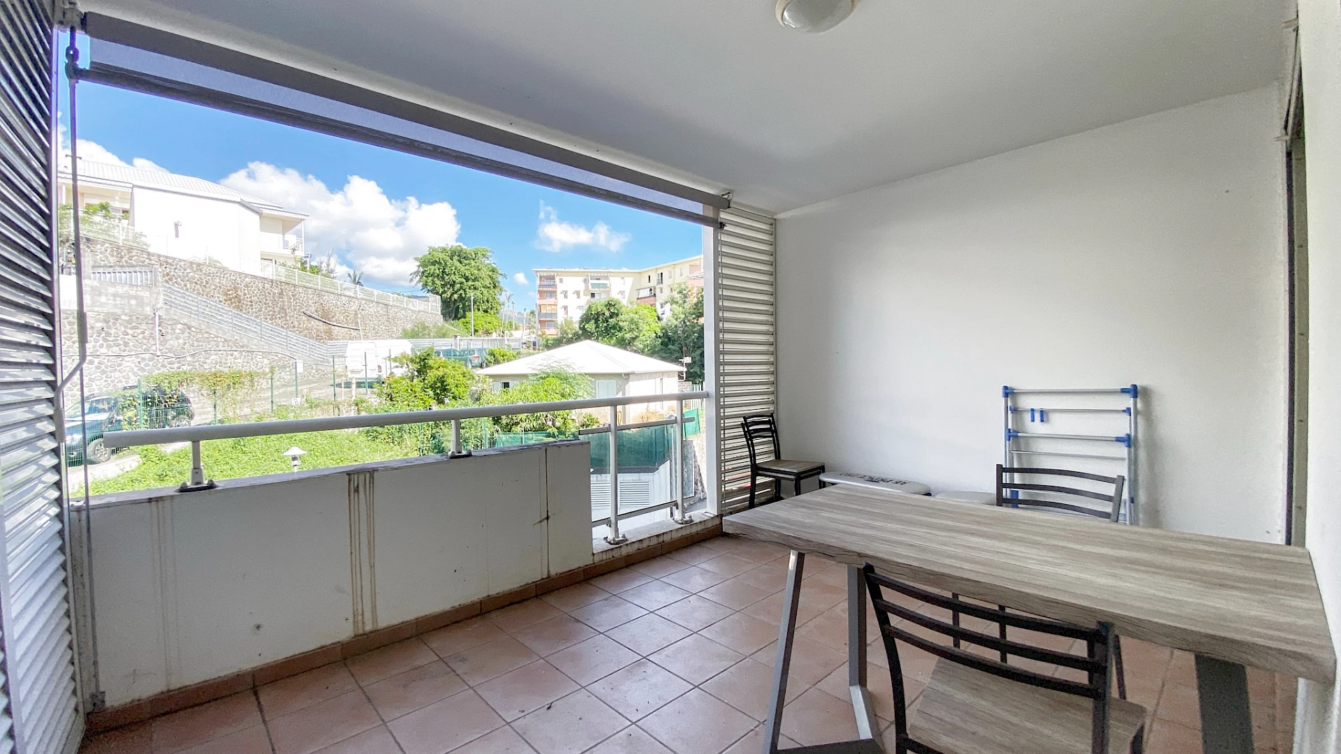 SAINT-DENIS (MONTGAILLARD) - Grand studio 30m2 loué