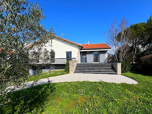 CHAURAY - MAISON F7 208m2 (6 Chambres et sauna )