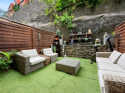 SAINT-DENIS (97400)   Studio libre 25m2 avec jardin privatif