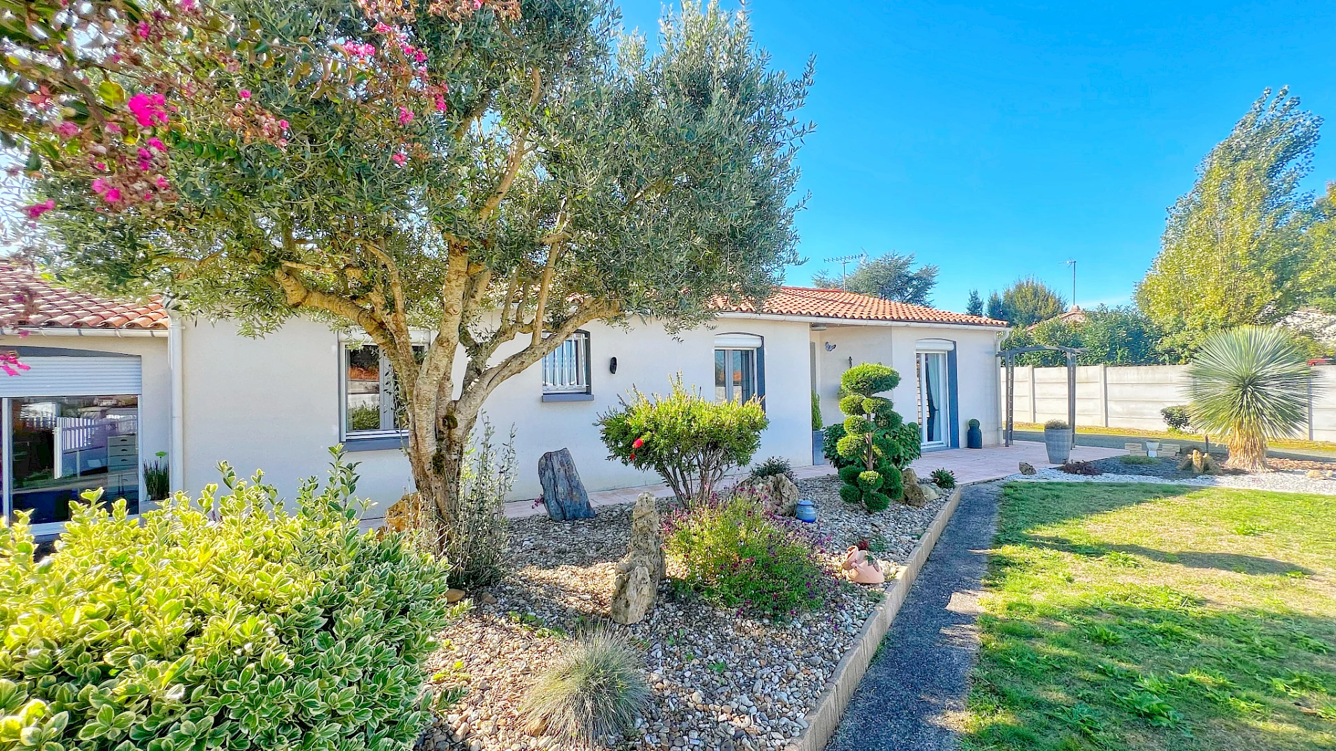 SÉRIGNÉ (VENDÉE) - Maison T5 individuelle 135m2