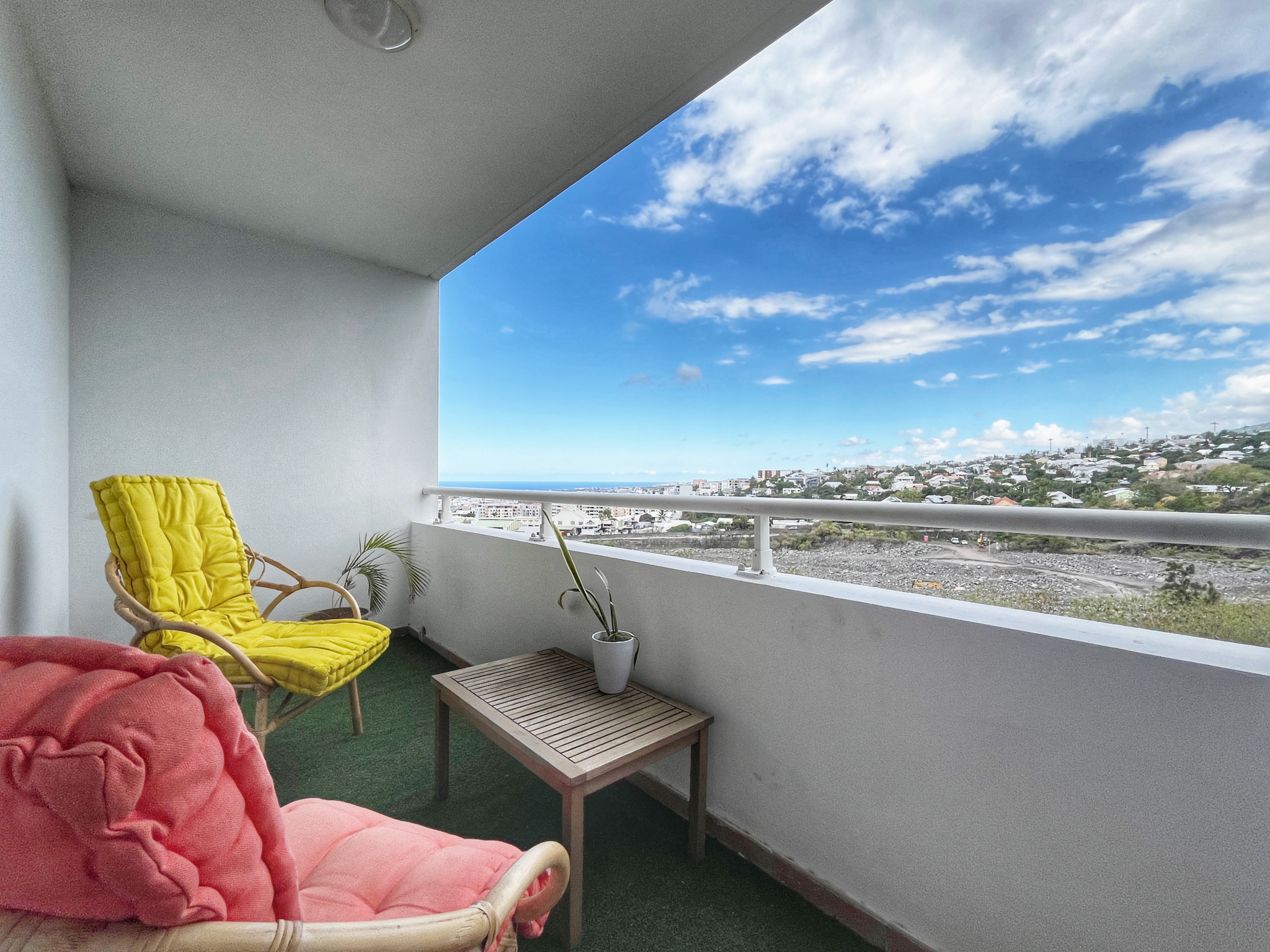 ST DENIS (MONTGAILLARD) - APPARTEMENT T2 VUE MER LOUÉ NU 650€CC/mois