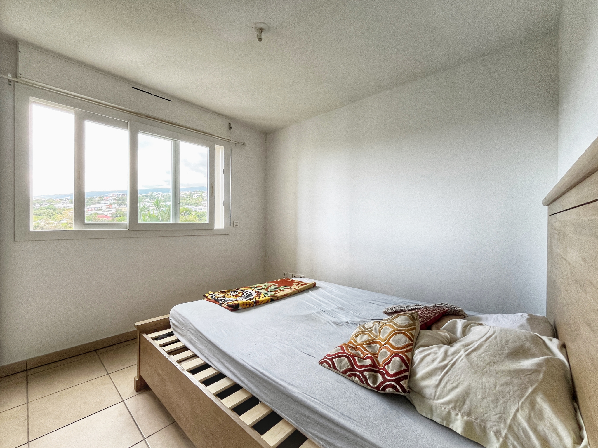 ST DENIS (MONTGAILLARD) - APPARTEMENT T2 VUE MER LOUÉ NU 650€CC/mois
