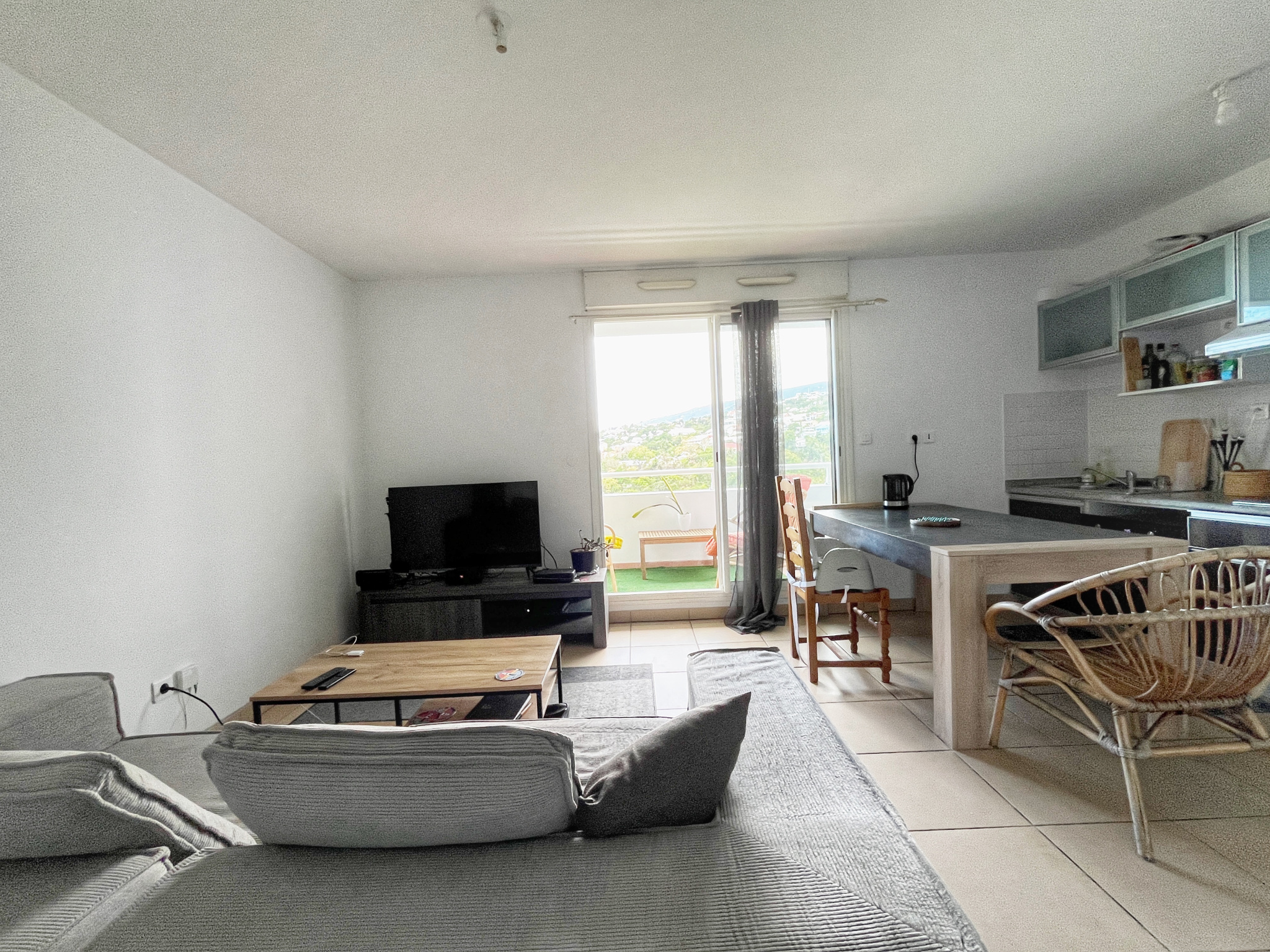ST DENIS (MONTGAILLARD) - APPARTEMENT T2 VUE MER LOUÉ NU 650€CC/mois