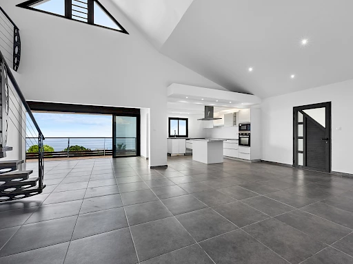 LA POSSESSION (RAVINE A MALHEUR) - EXCLUSIVITE VILLA  241 m2 AVEC PISCINE ET VUE MER