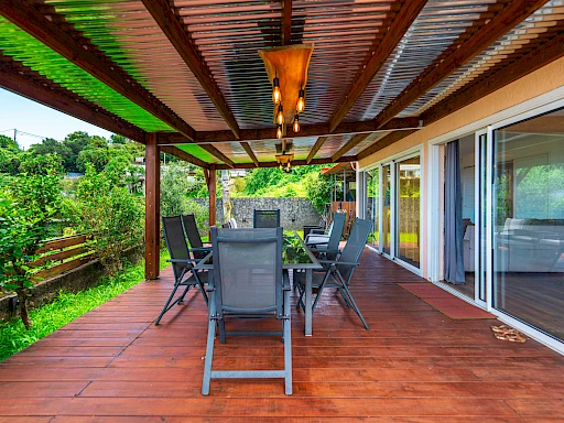 EXCLUSIVITE VILLA T5/6 A LA POSSESSION (Ravine à malheur)