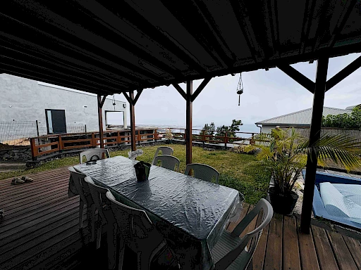 MAISON T4 117 m2 AVEC PISCINE A LA POSSESSION (QUARTIER RAVINE A MALHEUR)