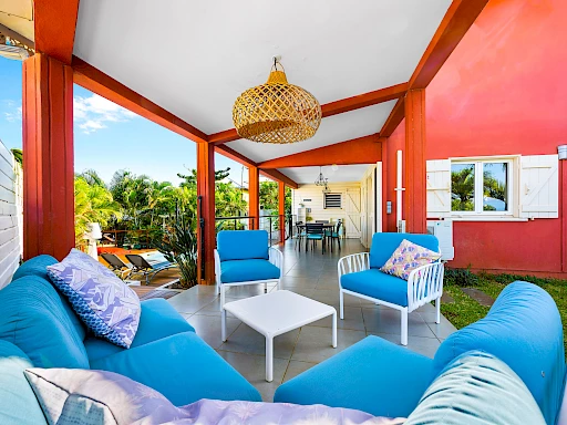 LA SALINE LES BAINS - RARE SUR LE SECTEUR VILLA T6 AVEC PISCINE