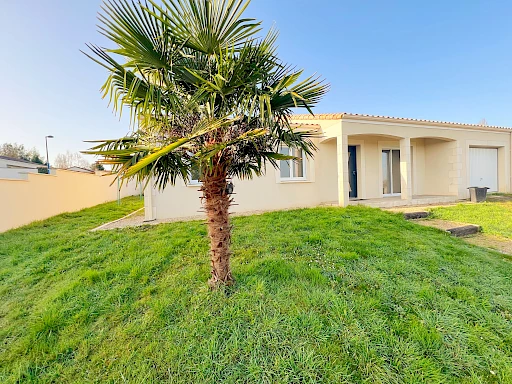BESSINES - MAISON F4 PLAIN-PIED