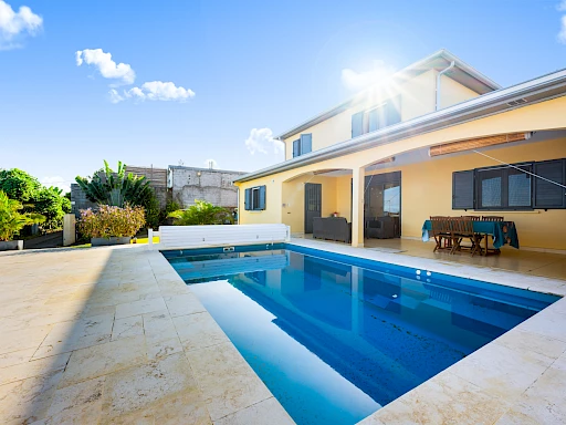 EXCLUSIVITE VILLA T5 AVEC PISCINE LA POSSESSION