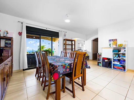 EXCLUSIVITE VILLA T5 AVEC PISCINE LA POSSESSION