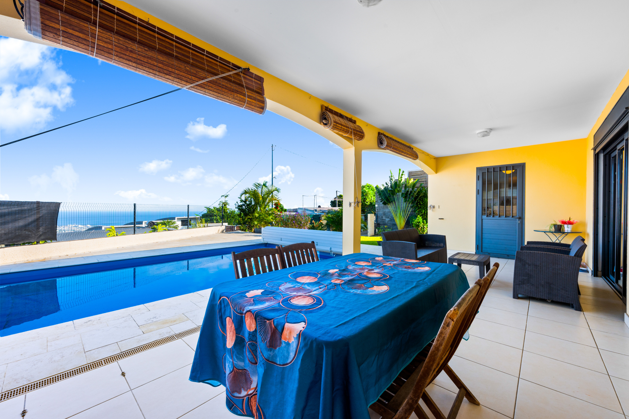 EXCLUSIVITE VILLA T5 AVEC PISCINE LA POSSESSION