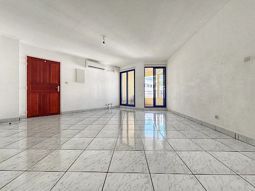 SAINT DENIS - APPARTEMENT T2 LIBRE (Résidence ARCADINE)