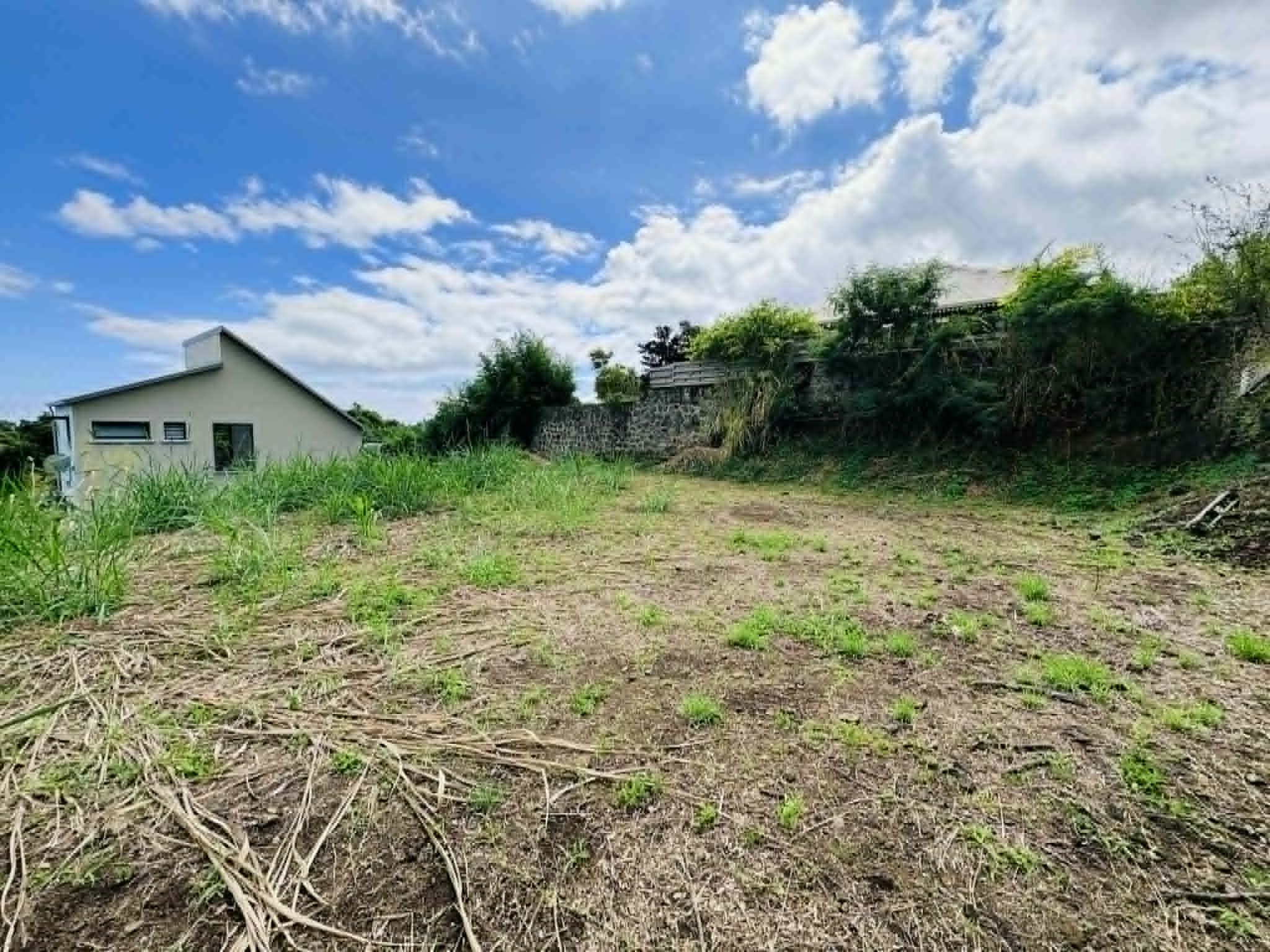 BOIS DE NEFLES SAINT PAUL - GRAND TERRAIN DE 1 050 m2