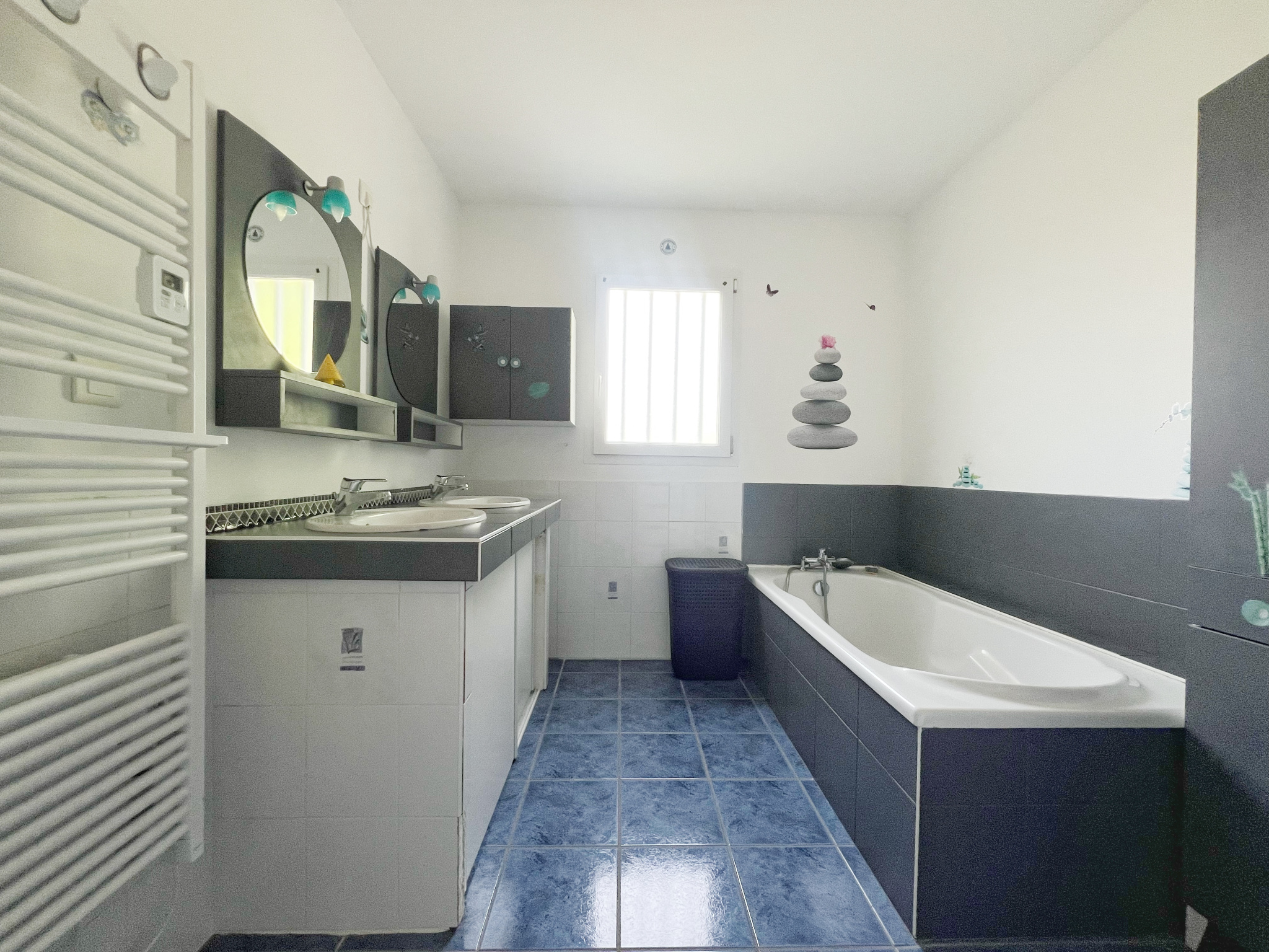 FAYE SUR ARDIN - MAISON F4 PLAIN-PIED