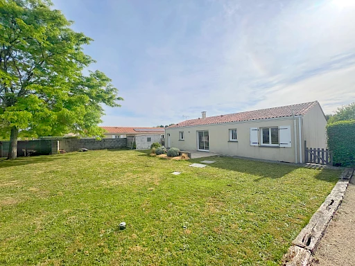 FAYE SUR ARDIN - MAISON F4 PLAIN-PIED