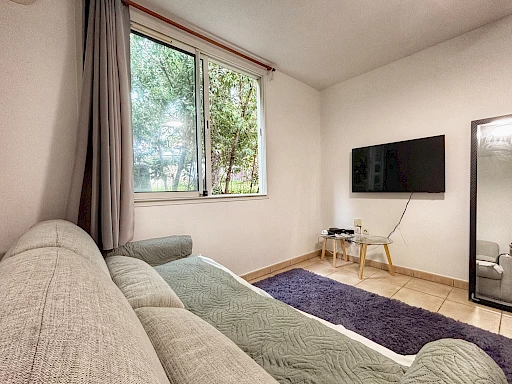SAINTE CLOTILDE - STUDIO LOUÉ RENTABILITÉ PROCHE DES 10%