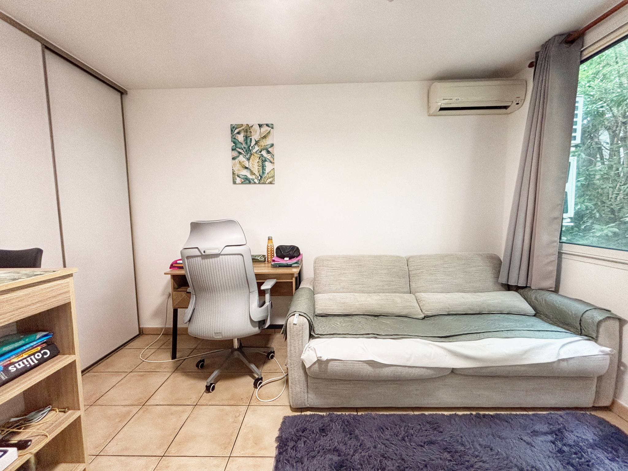 SAINTE CLOTILDE - STUDIO LOUÉ RENTABILITÉ PROCHE DES 10%