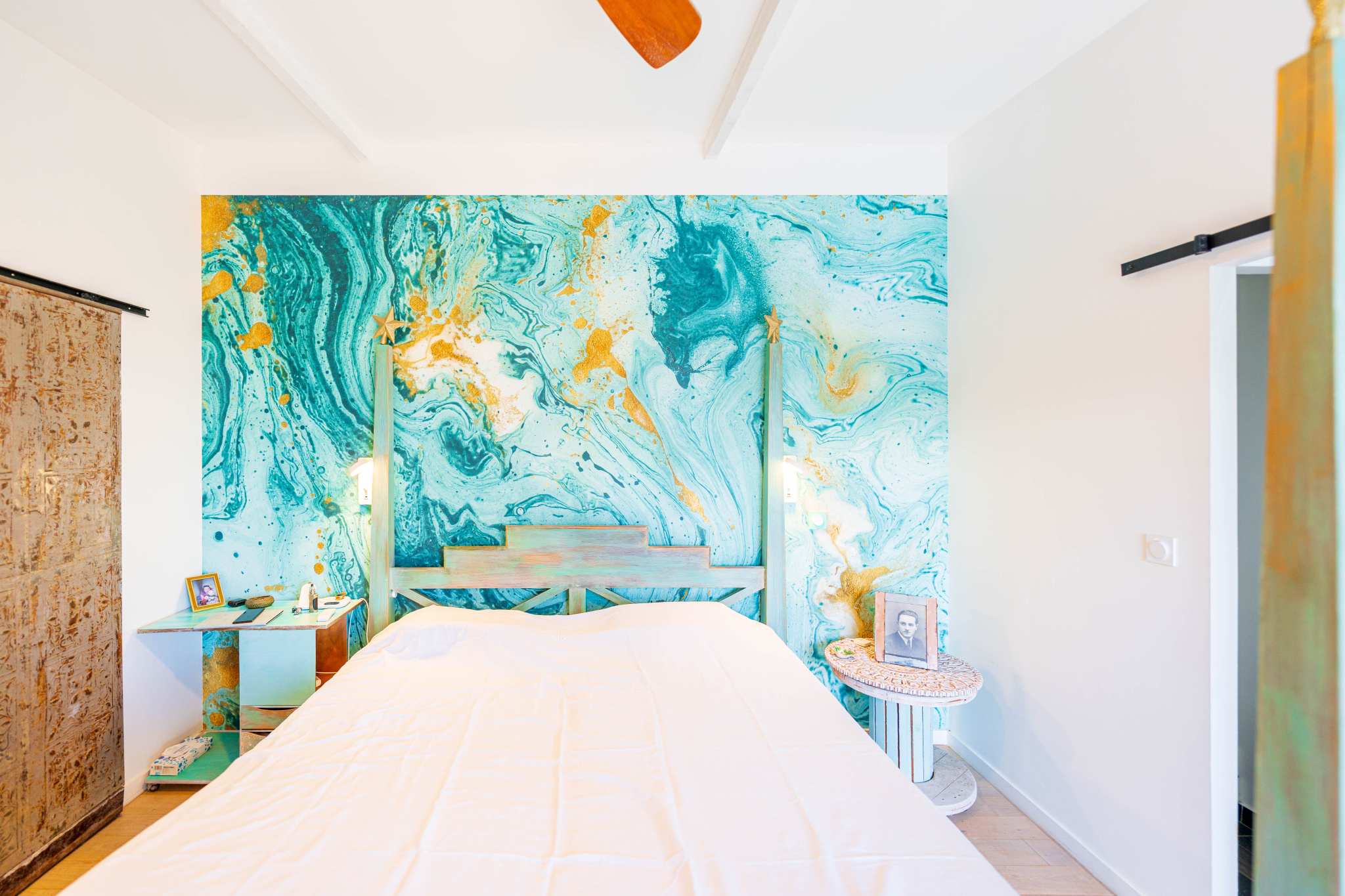 EXCEPTIONNELLE VILLA T7 AVEC PISCINE ET VUE MER A LA POSSESSION