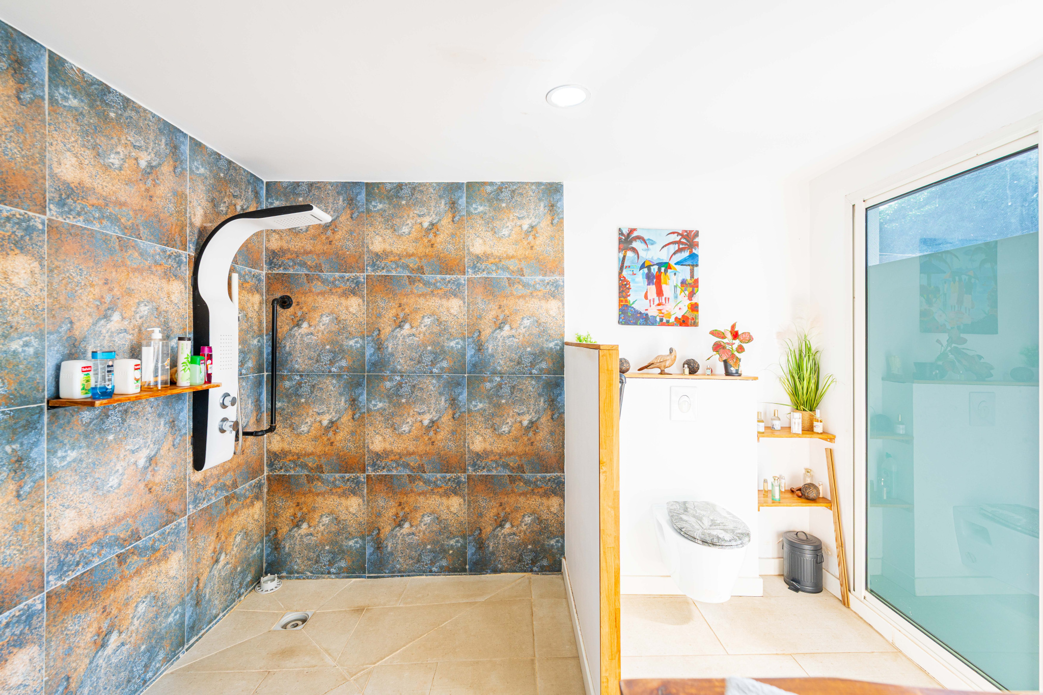 EXCEPTIONNELLE VILLA T7 AVEC PISCINE ET VUE MER A LA POSSESSION