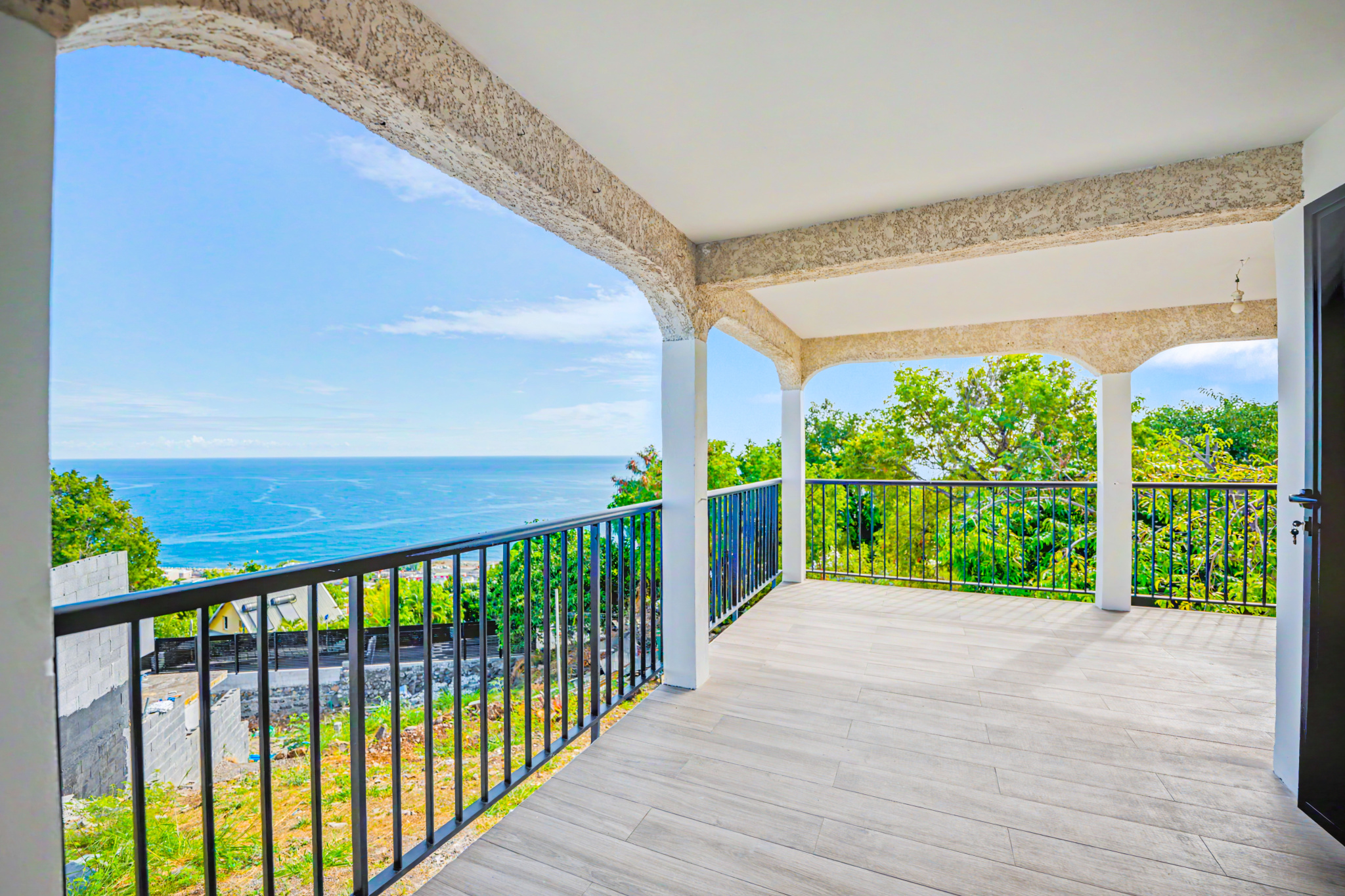 RARE SUR SECTEUR VILLA T4 LA POSSESSION (DEBUT DES RAMPES) LA REUNION