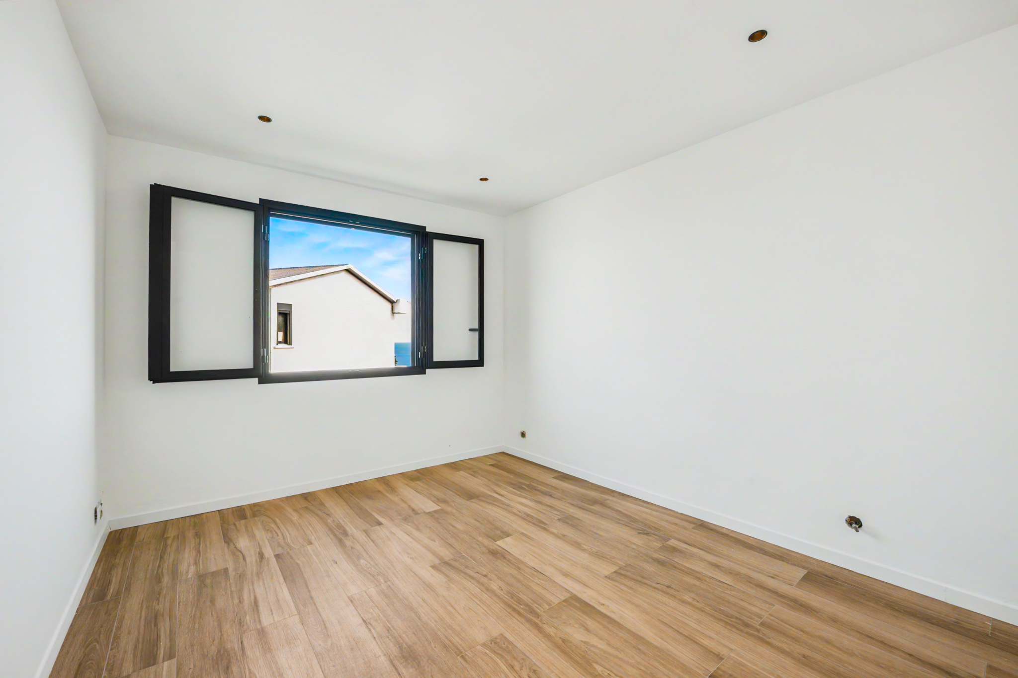 RARE SUR SECTEUR VILLA T4 LA POSSESSION (DEBUT DES RAMPES) LA REUNION