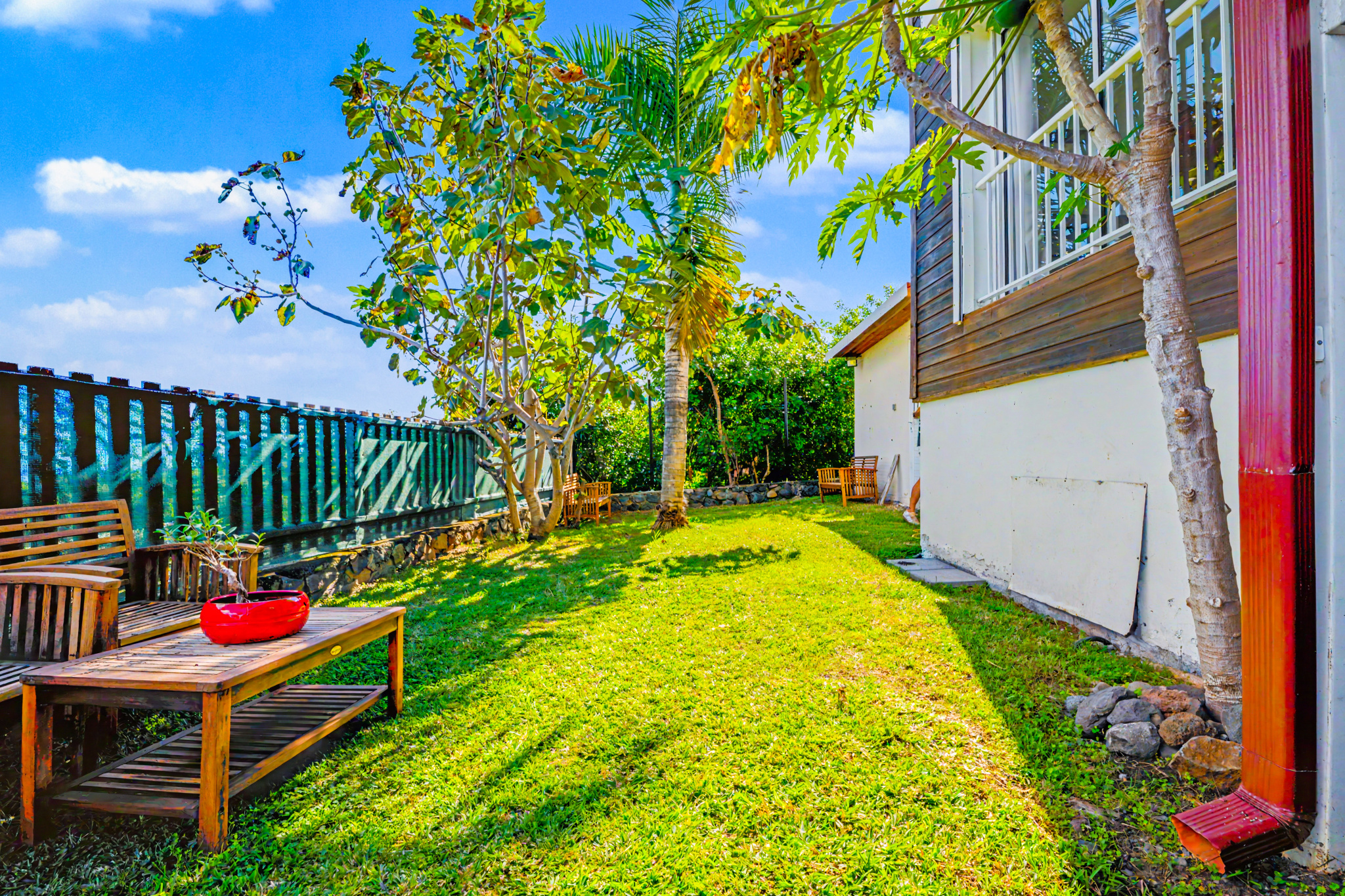 LA POSSESSION - VILLA T5 AVEC PISCINE - VUE MER - GARAGE