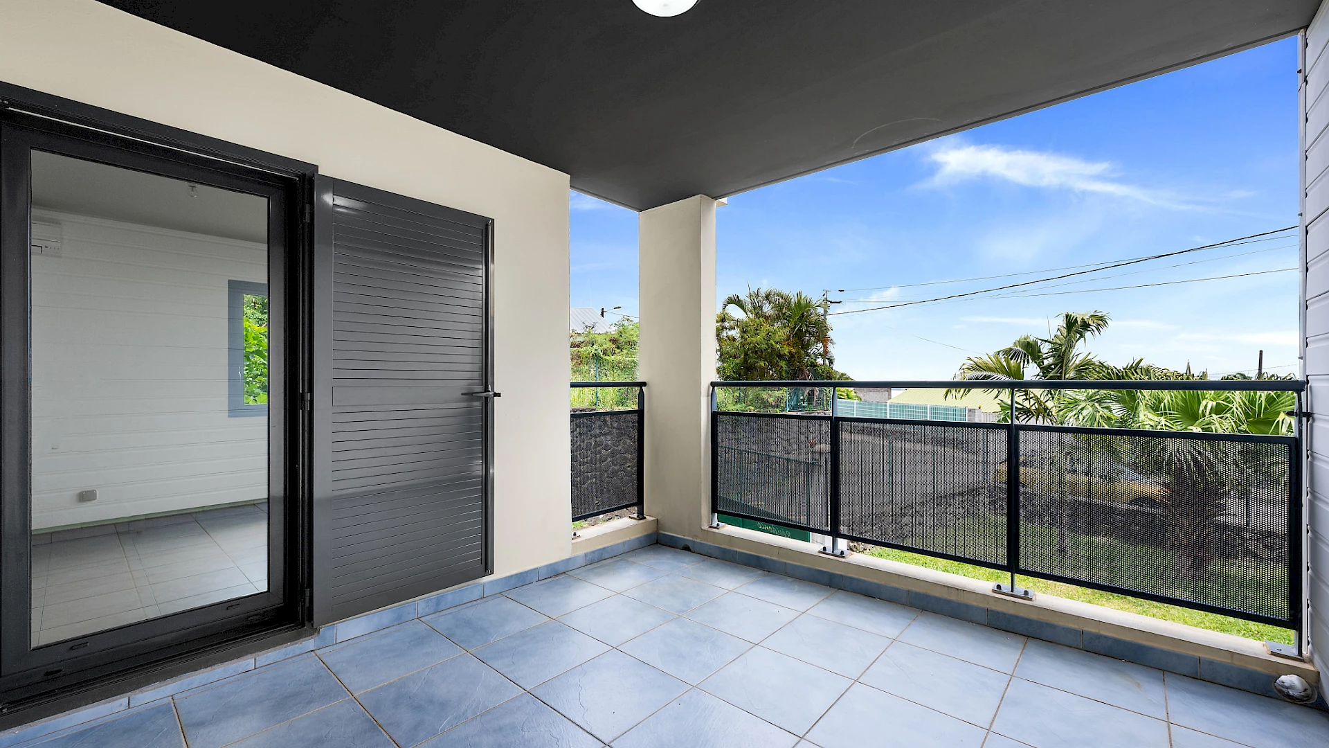 ST DENIS (BAS DE LA BRETAGNE) - APPARTEMENT LIBRE T3 - Résidence TEC TEC - BOX 2 Véhicules
