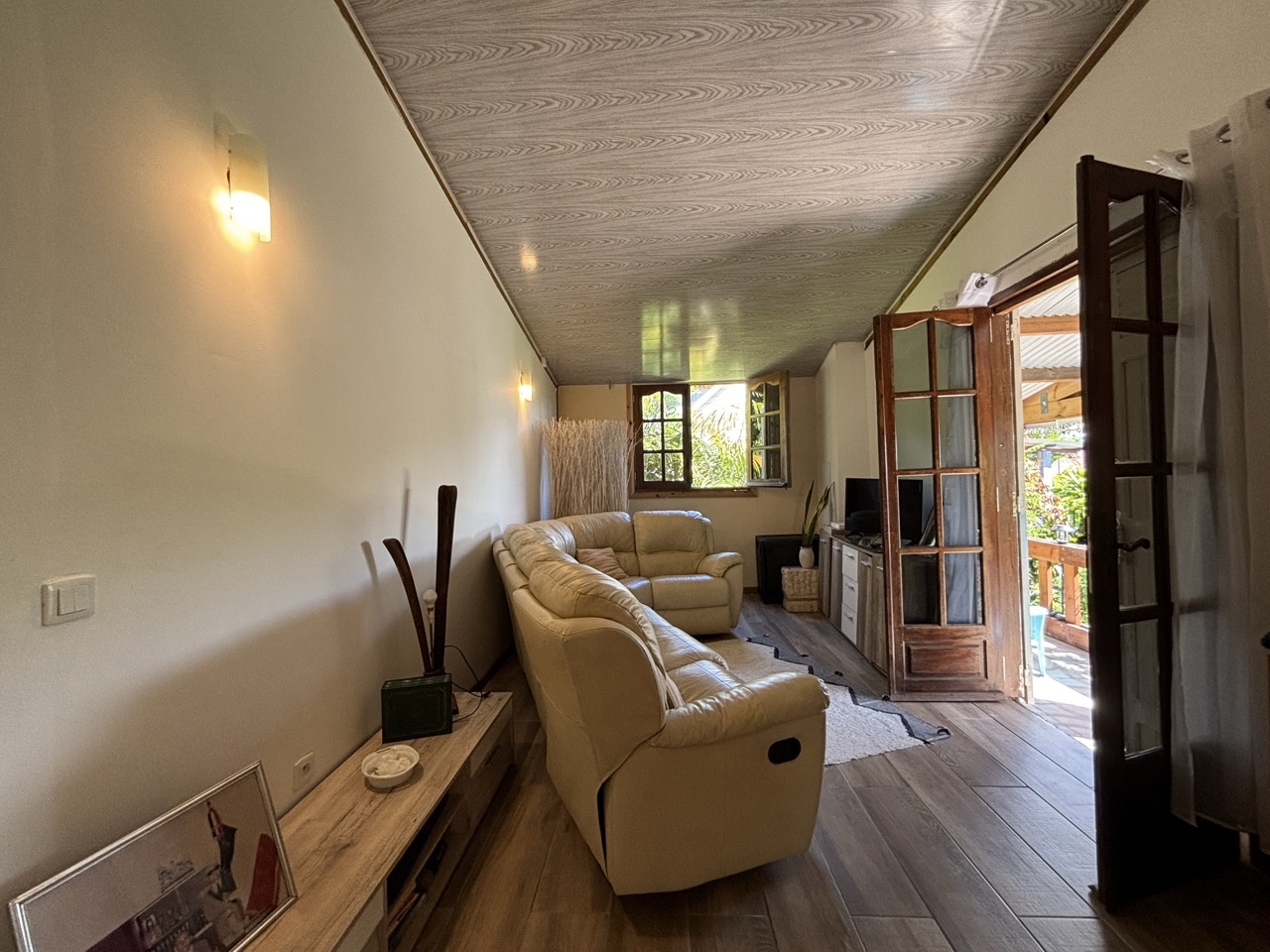 SAINTE ROSE - CHARMANTE VILLA T3
