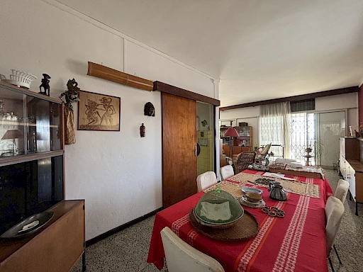 SAINT DENIS (REUNION) - MAISON T6 BAS DE MONTGAILLARD - TERRAIN 3 400m2