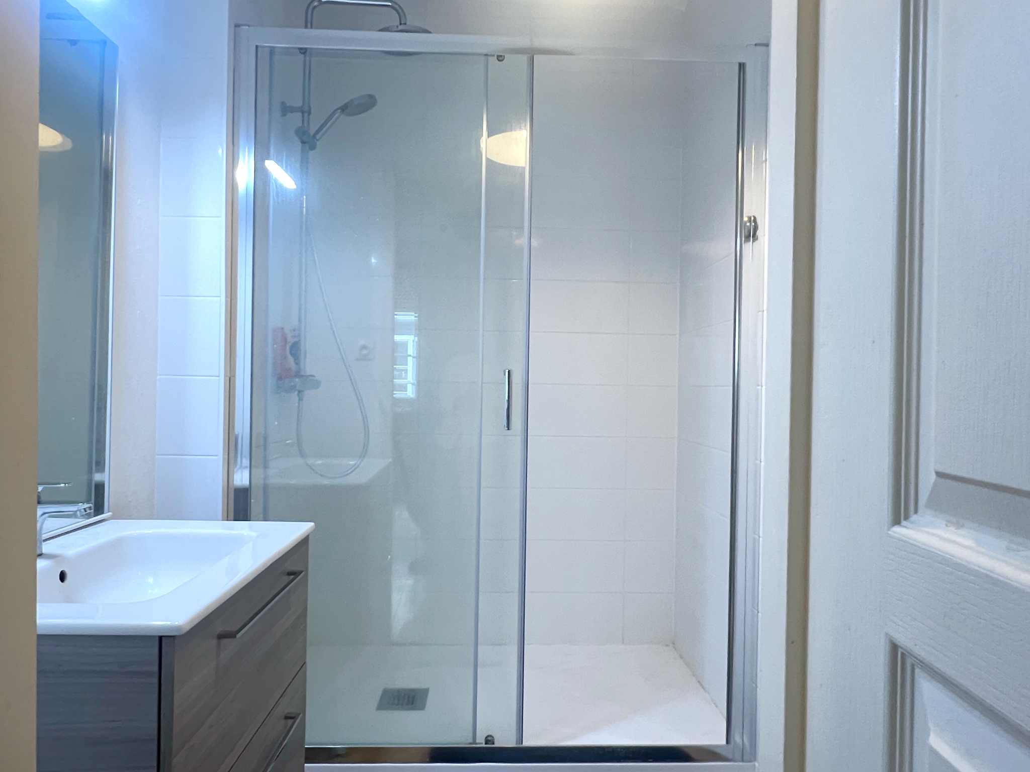 NIORT (HYPER CENTRE FACE AUX HALLS) - APPARTEMENT T2 60m2