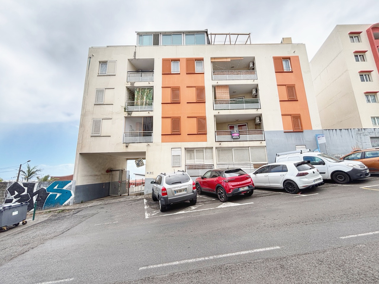 SAINT DENIS (MONTGAILLARD) (REUNION) - T2 RDC LIBRE